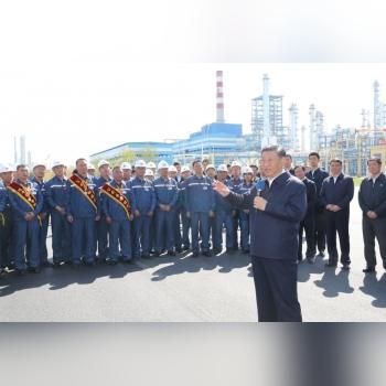 绿色能源产业的崛起与投资机会，题材股最新动态