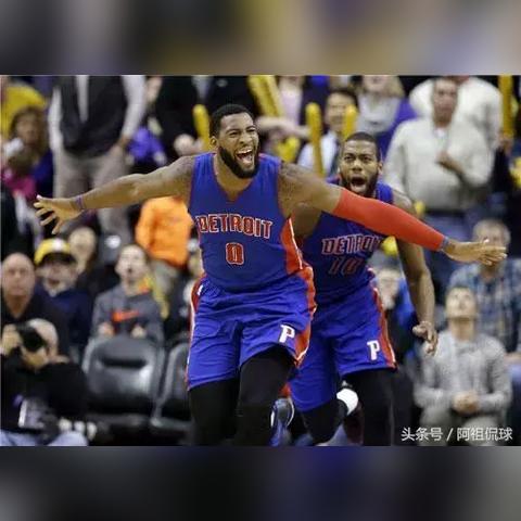 快穿逆袭新篇章，不甘堕落，继续前行