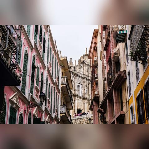 AI预测：：2025新澳门正版免费挂牌—风光大基地建设和随行版