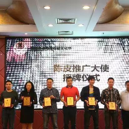 英雄联盟新活动狂欢开启，玩家尽享盛宴！