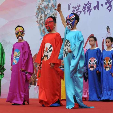 巩义周菊，唢呐艺术新星璀璨登场