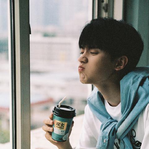 小敏新歌，音乐新星闪耀登场