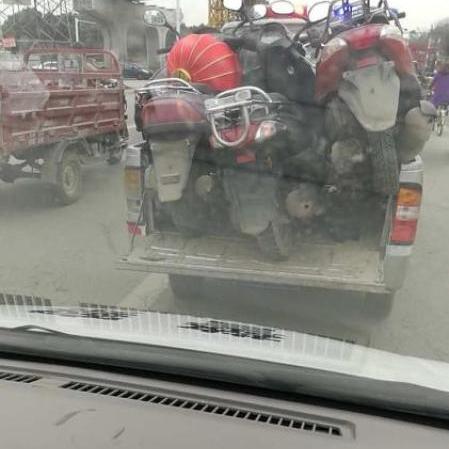 成都盗车案件最新动态报道