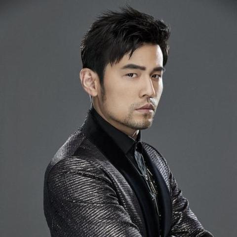 明星系列最新章节及精彩内容解析