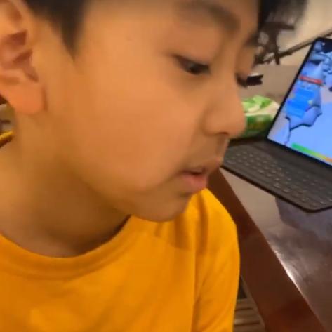 谢霆锋第三季发型细节解析，流行趋势与粉丝热议