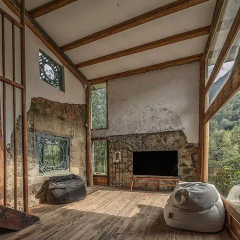 机关里的美人儿最新章节更新速递