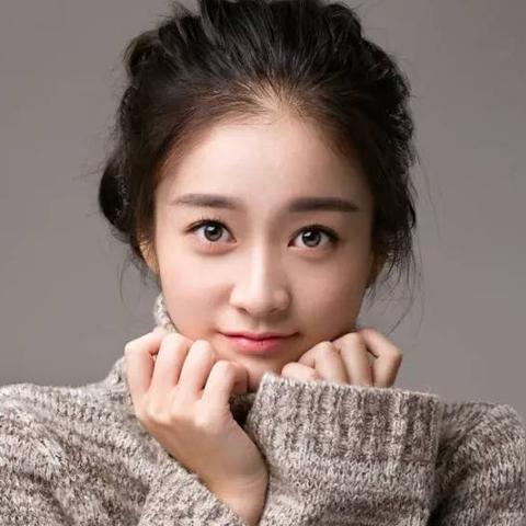 张一山发型解析，最新发型图片展示