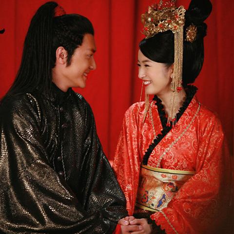 唐嫣罗晋最新动态，事业进展与甜蜜瞬间揭秘