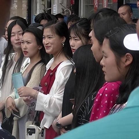 最新经典千人斩斩，深度解读与独特视角剖析