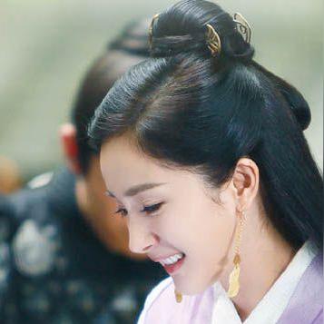 杨幂新剧预告揭秘，全新剧情值得期待！