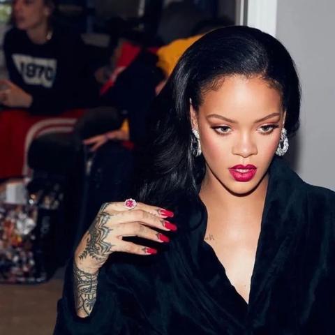 最新富婆揭示女性财富力量的崛起趋势